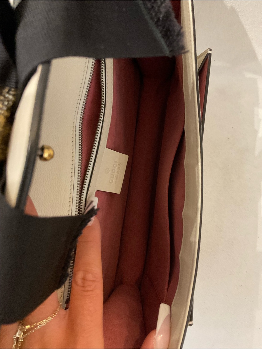 Gucci Bag - Picture 8 of 8